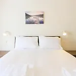 Vibrant Heart Of The City 2Br